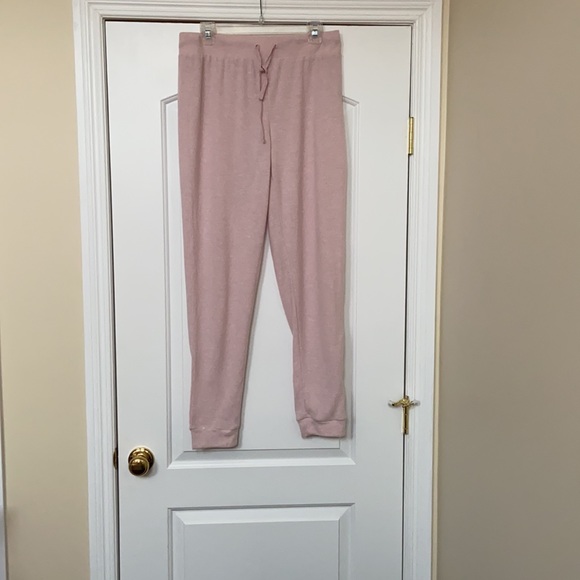 Rose + Vine light pink hooded  loungewear/ PJ set in size M - Picture 7 of 14